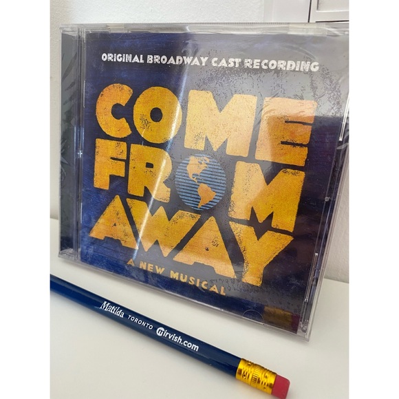 🎁 Musical Theatre Lover Gift Bundle - Dear Evan Hansen, Come From Away, Matilda - Picture 3 of 5
